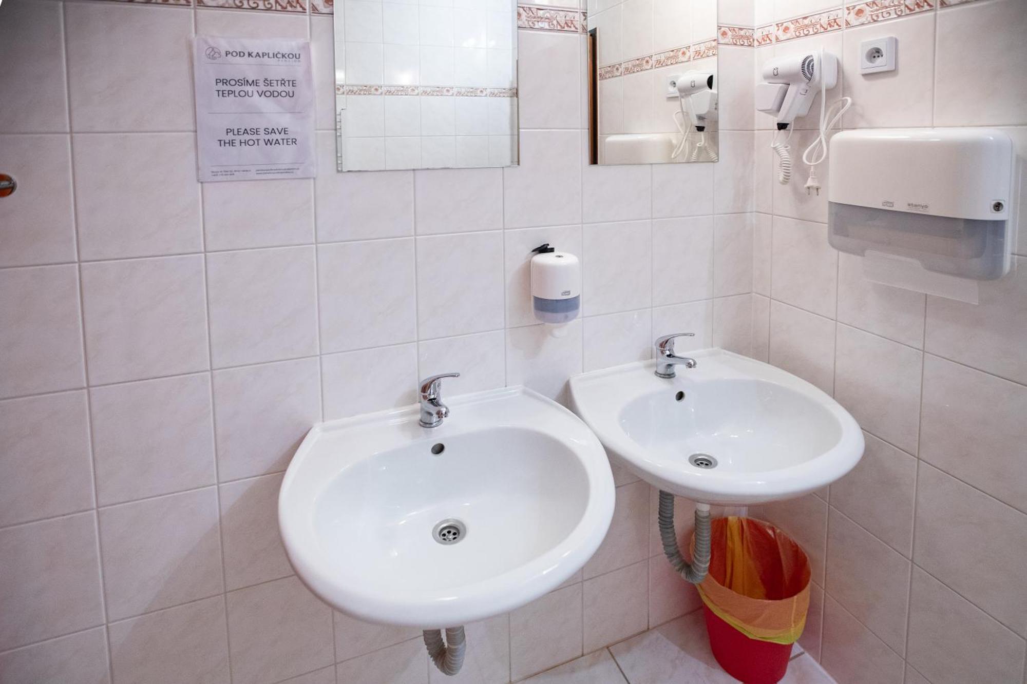 Penzion Pod Kaplickou Tisnov Buitenkant foto